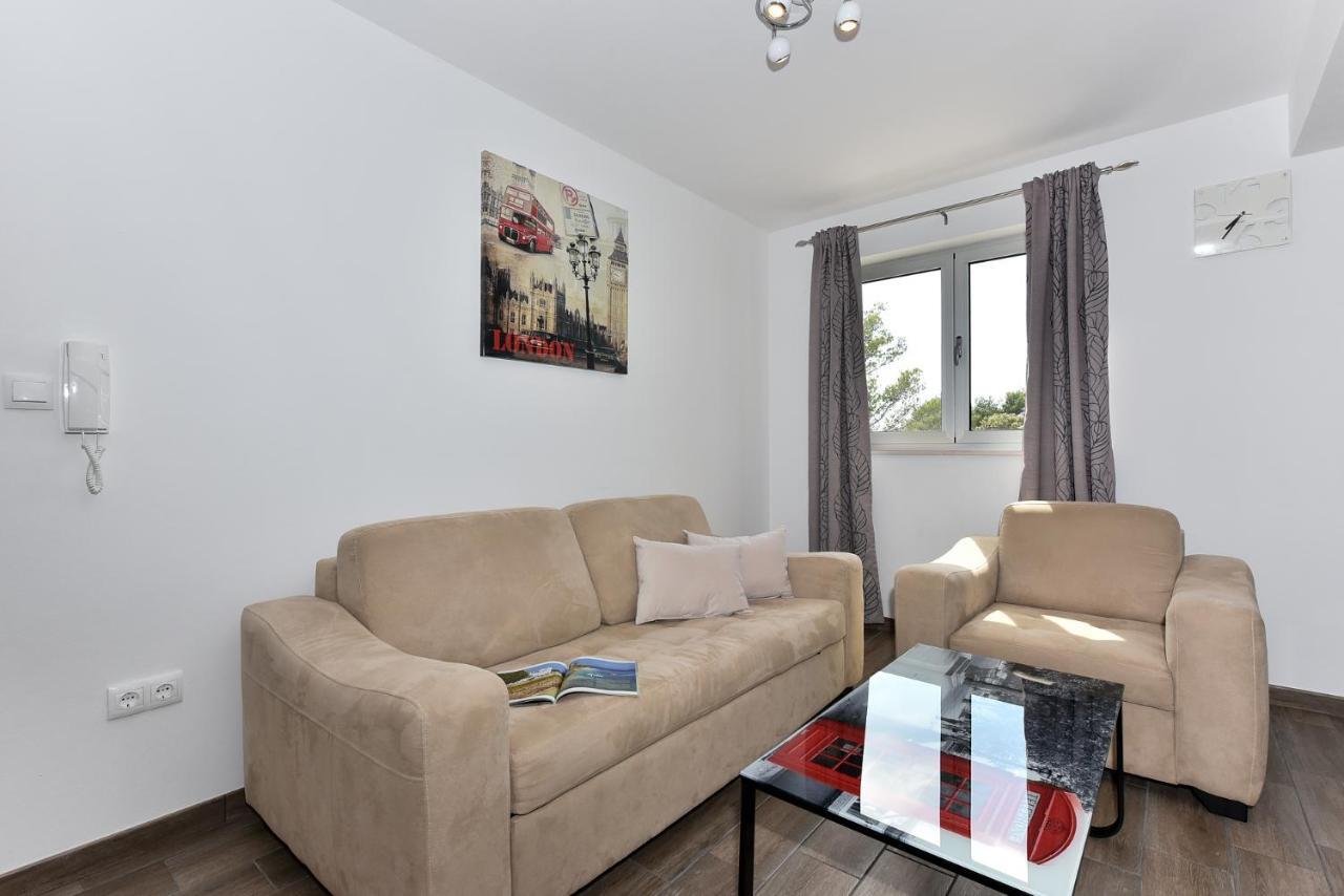 Apartmani Iva Vir Exterior foto