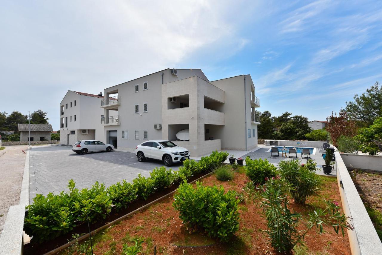 Apartmani Iva Vir Exterior foto