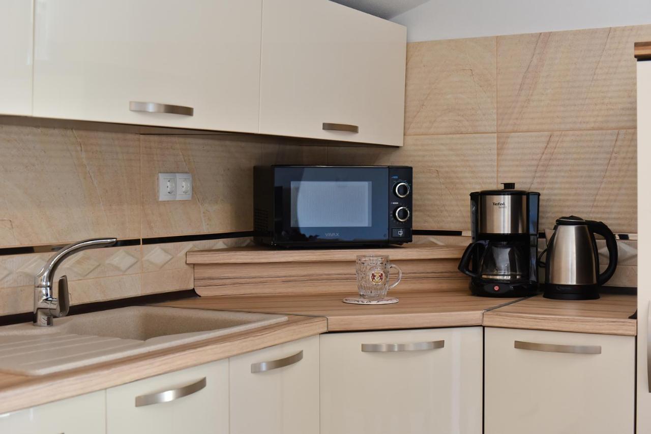 Apartmani Iva Vir Exterior foto